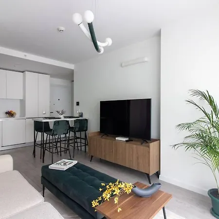 Prime Designed 2br W Parking/gym #86 شقة *